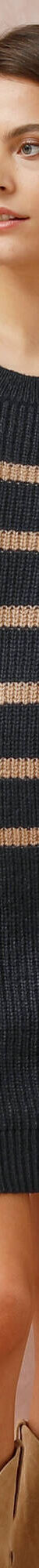 Robe-pull rayée manches longues, épaules boutonnées (marine / taupe) Robe-pull rayée manches longues, épaules boutonnées (marine / taupe)
